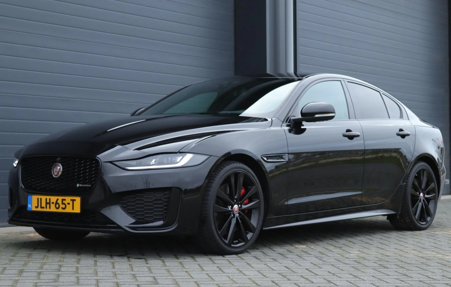 Hoofdafbeelding Jaguar XE