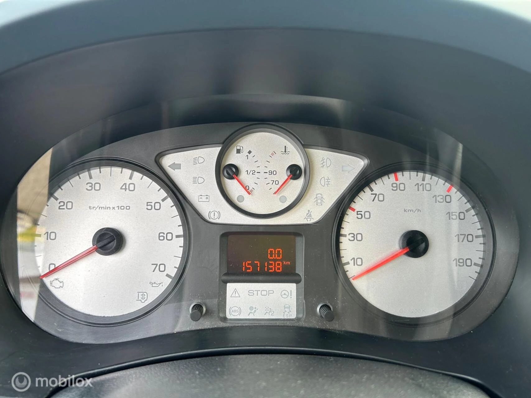 Hoofdafbeelding Peugeot Partner