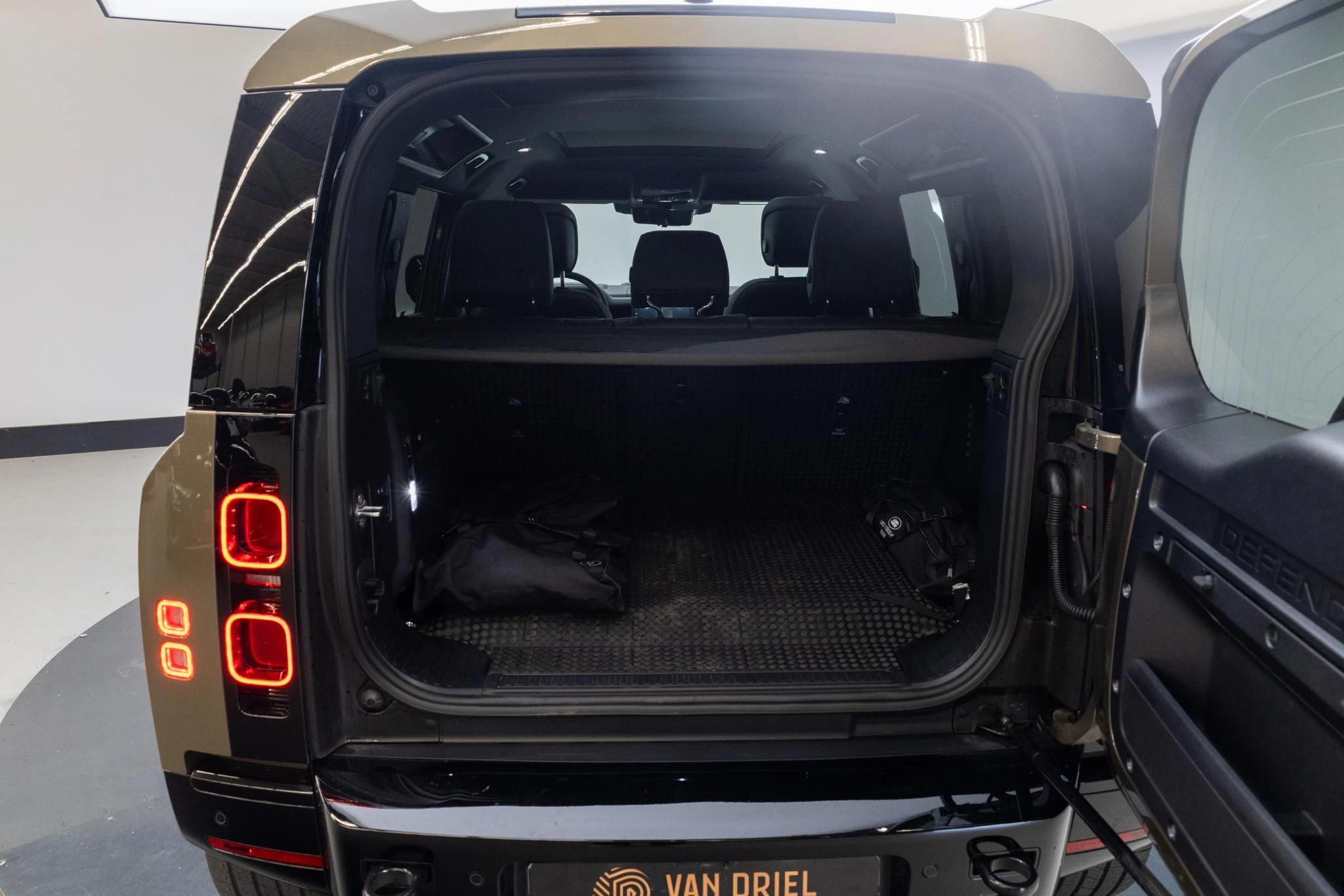 Hoofdafbeelding Land Rover Defender