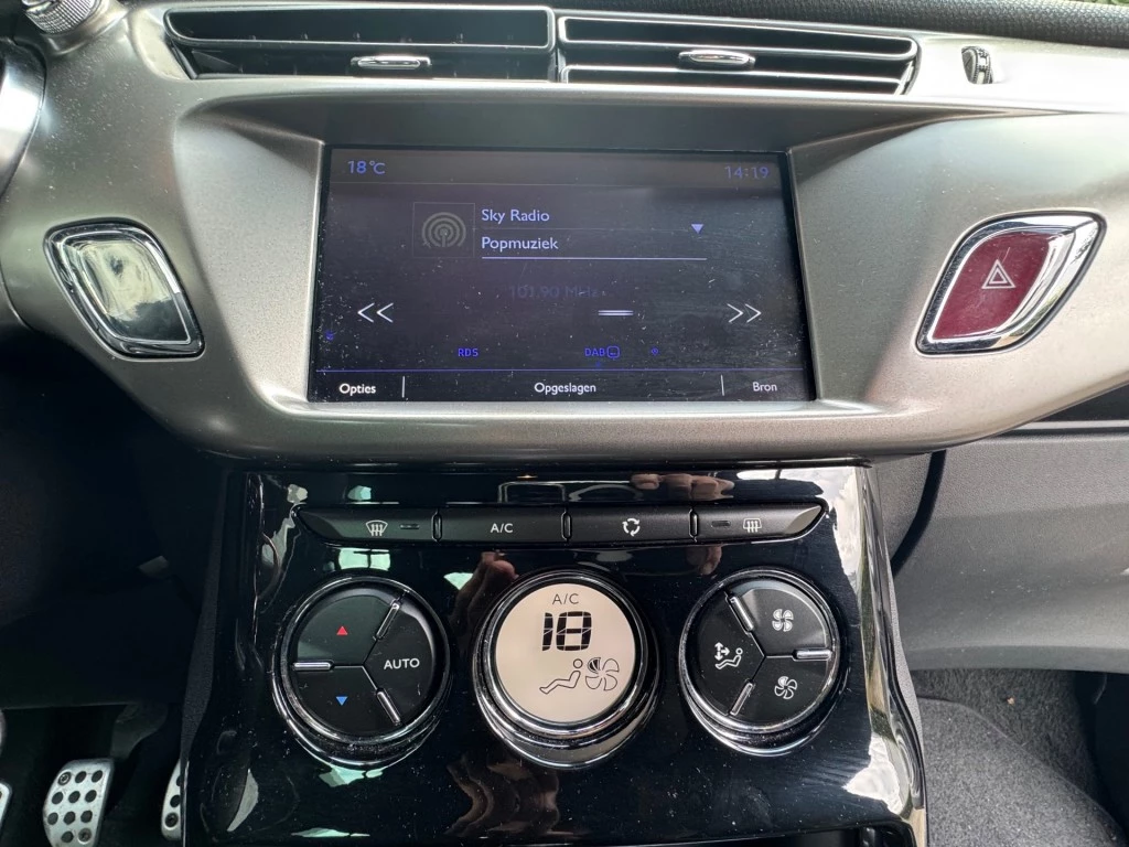 Hoofdafbeelding DS DS 3
