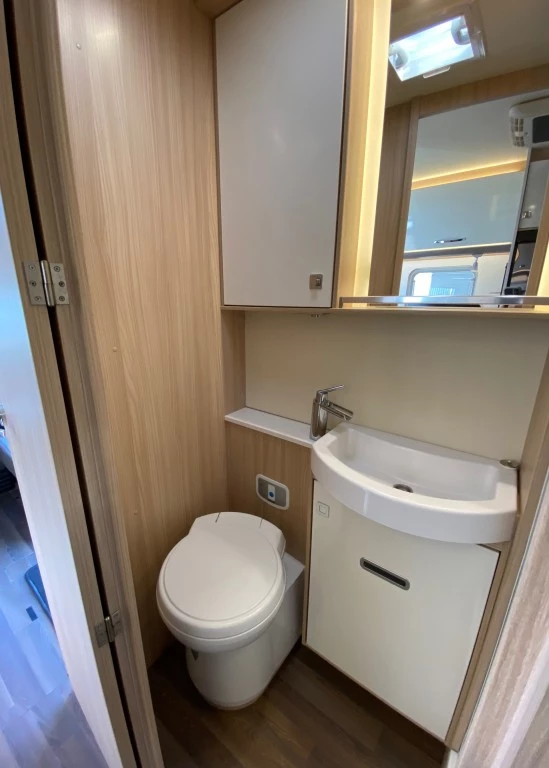 Hoofdafbeelding Bürstner Lyseo T 728g Aut. 36.997km 2017 Dakairco