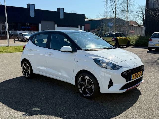 Hoofdafbeelding Hyundai i10