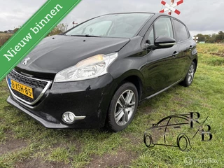 Peugeot 208 1.2 VTi Active AIRCO NAVI LEES TEKST!!!