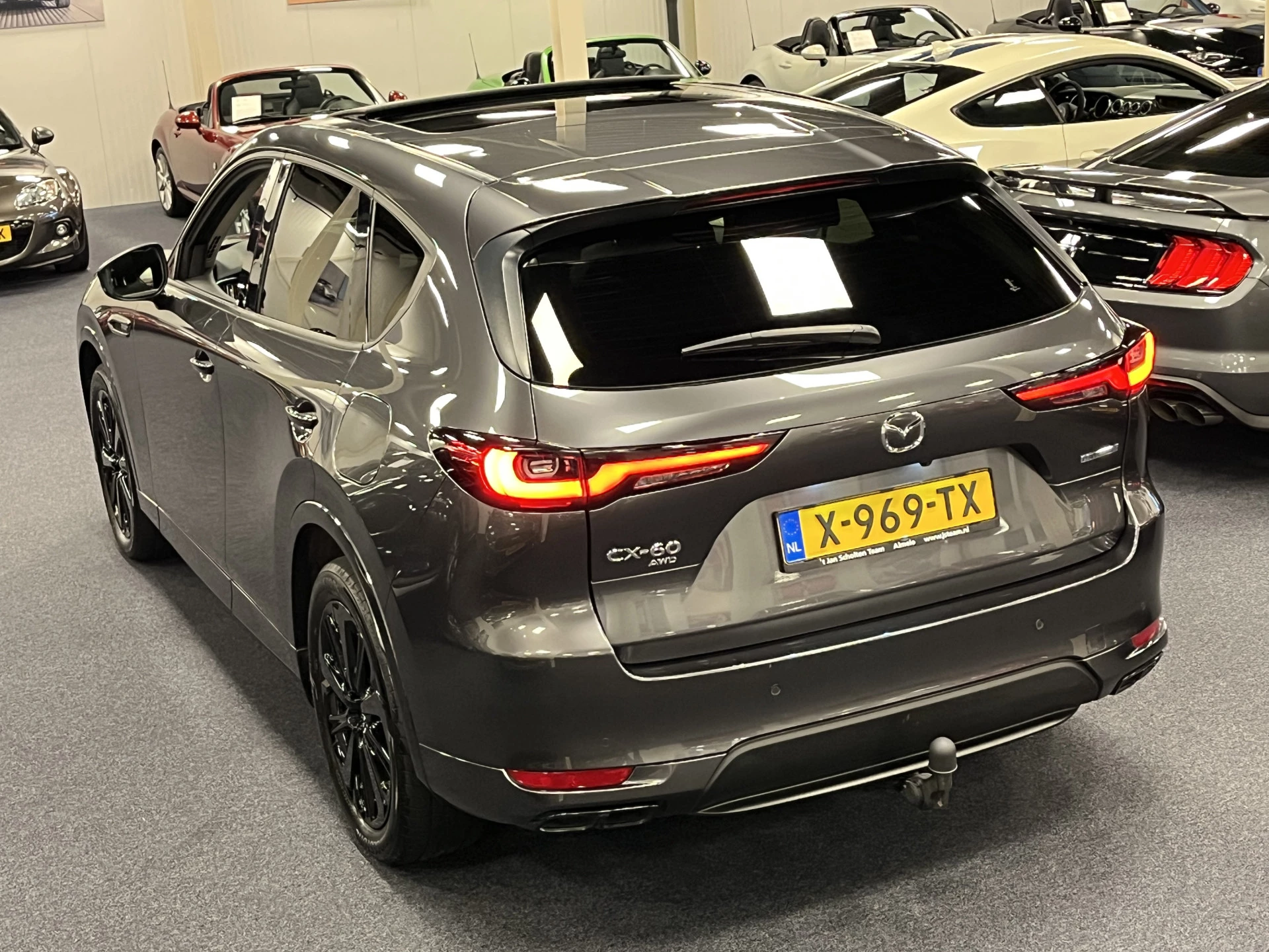 Hoofdafbeelding Mazda CX-60