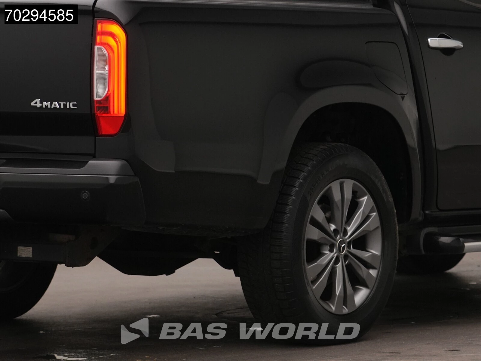 Hoofdafbeelding Mercedes-Benz X-Klasse