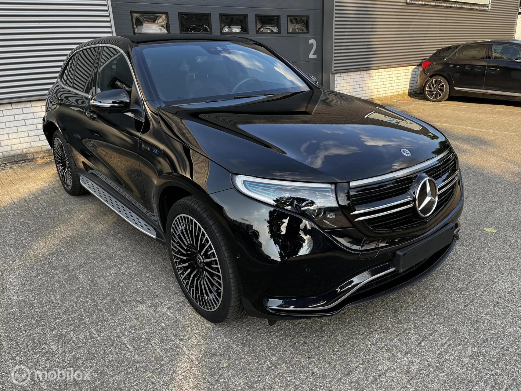 Hoofdafbeelding Mercedes-Benz EQC