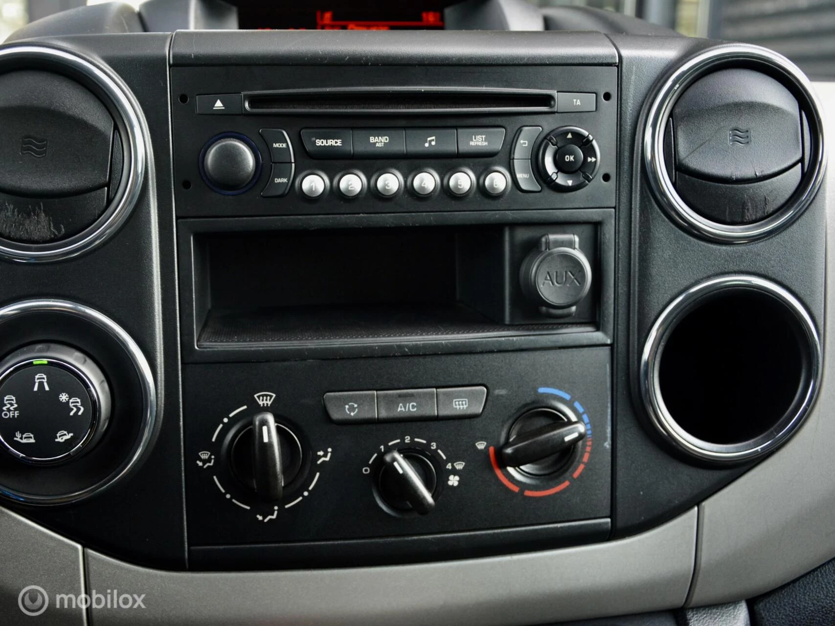 Hoofdafbeelding Peugeot Partner