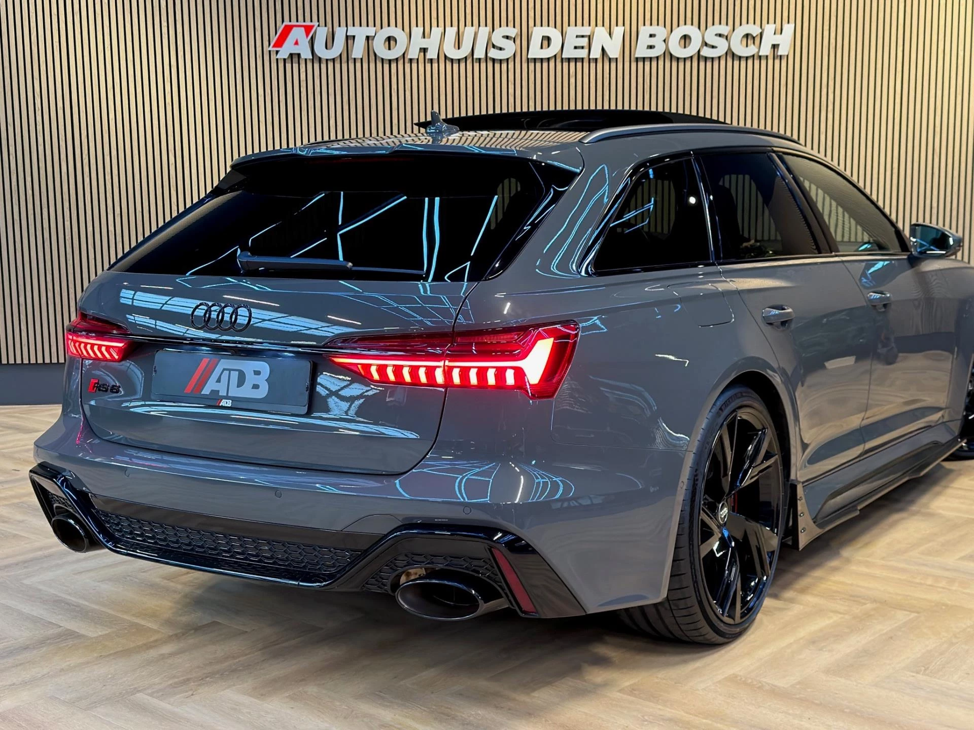 Hoofdafbeelding Audi RS6