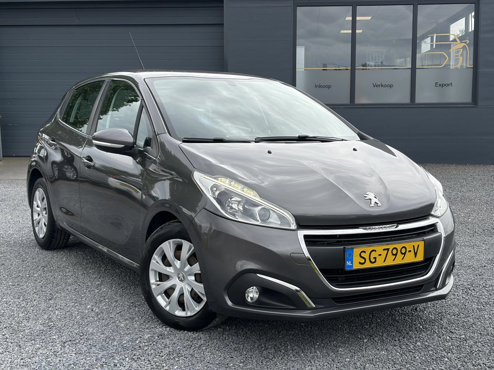 Hoofdafbeelding Peugeot 208