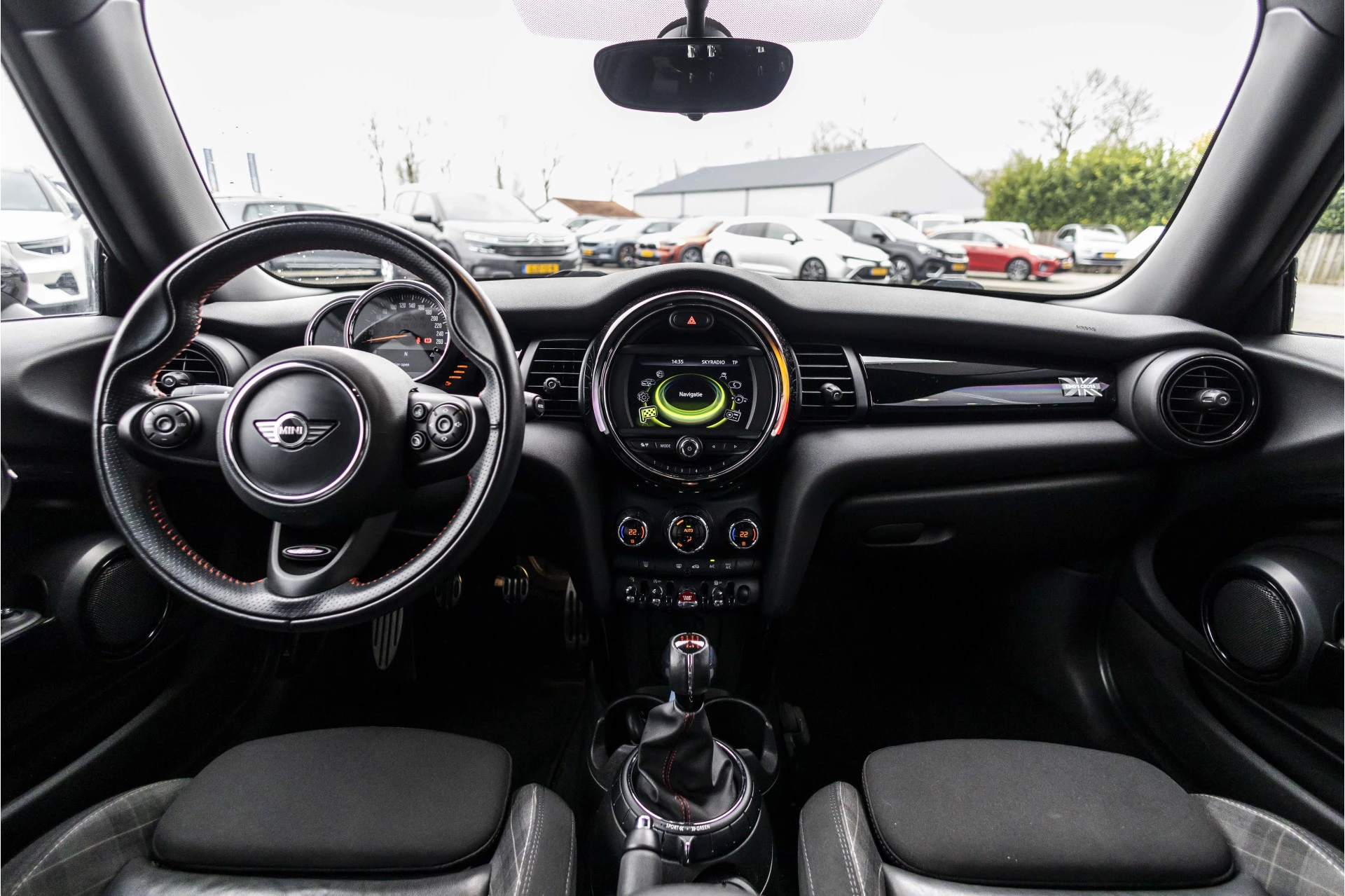 Hoofdafbeelding MINI Cooper