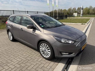 Ford Focus Wagon 1.0 Titanium Edition
