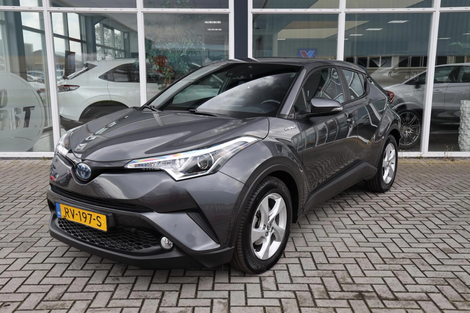 Hoofdafbeelding Toyota C-HR