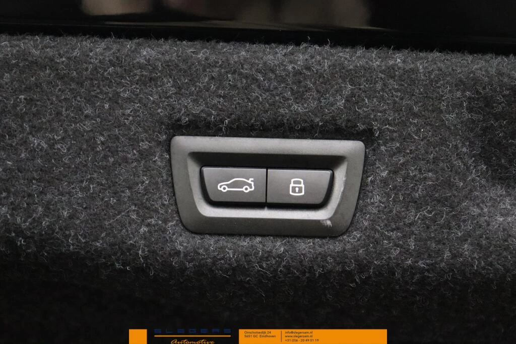 Hoofdafbeelding BMW i5