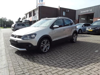 Hoofdafbeelding Volkswagen Polo Volkswagen Polo 1.2 TSI CROSS / 90 PK / AIRCO
