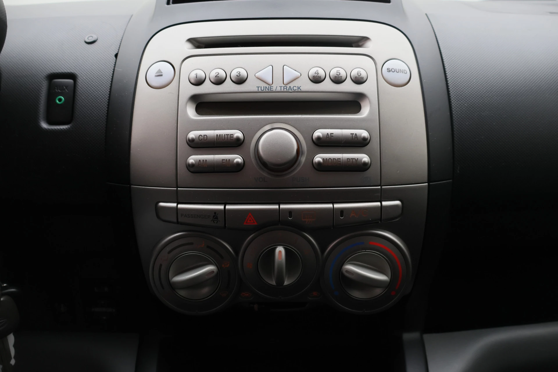 Hoofdafbeelding Daihatsu Sirion