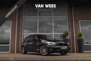 BMW 1-serie 116i Executive | Sportstuur | Cruise control | Xenon | Stoelverwarming | Dakraam | Climate control | Navigatie Professional | Bluetooth | Lichtpakket | PDC | 18 inch