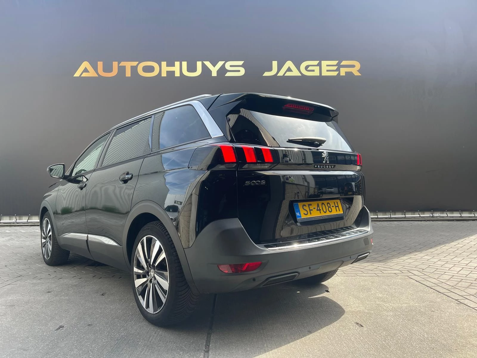Hoofdafbeelding Peugeot 5008