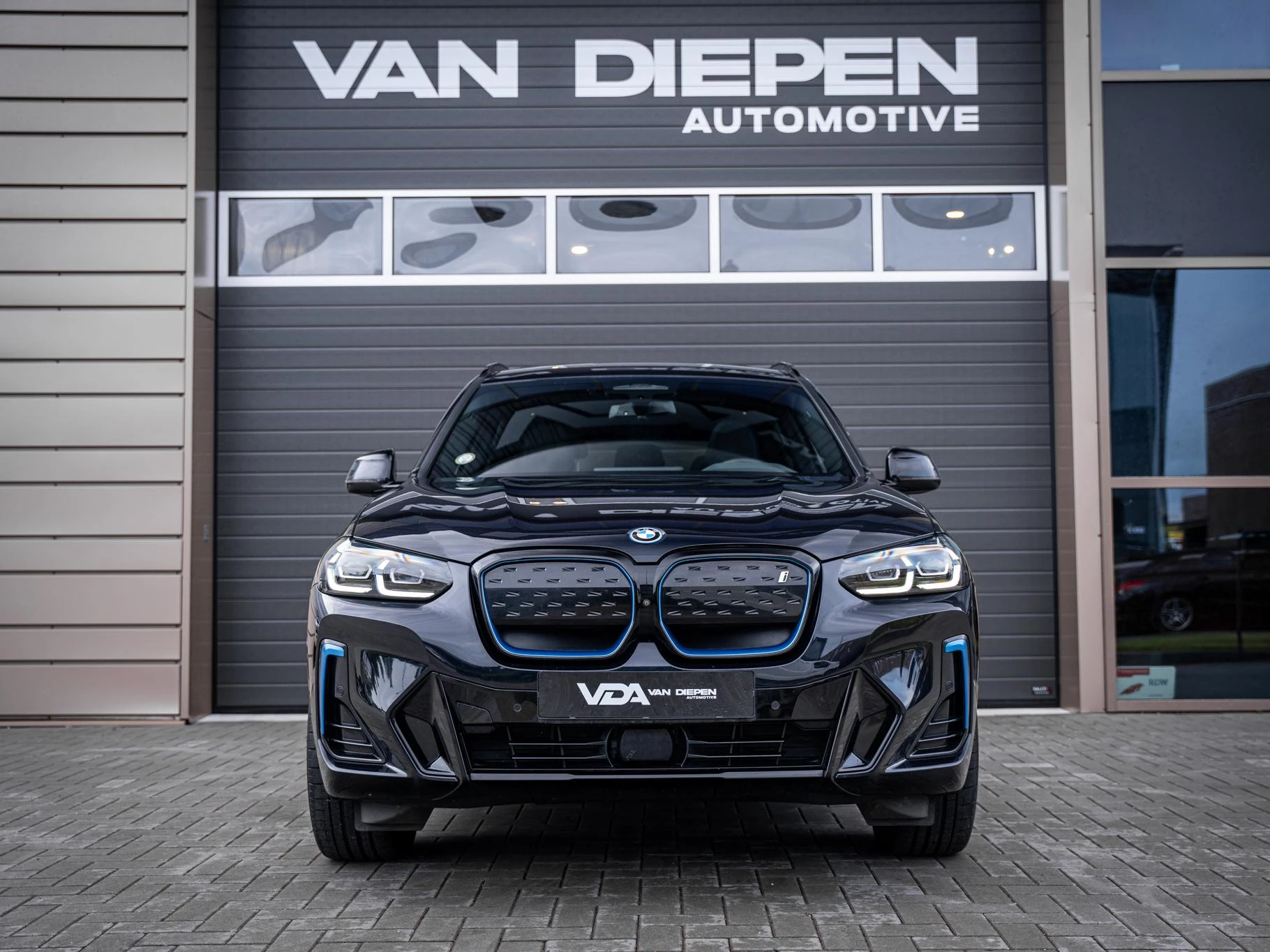 Hoofdafbeelding BMW iX3
