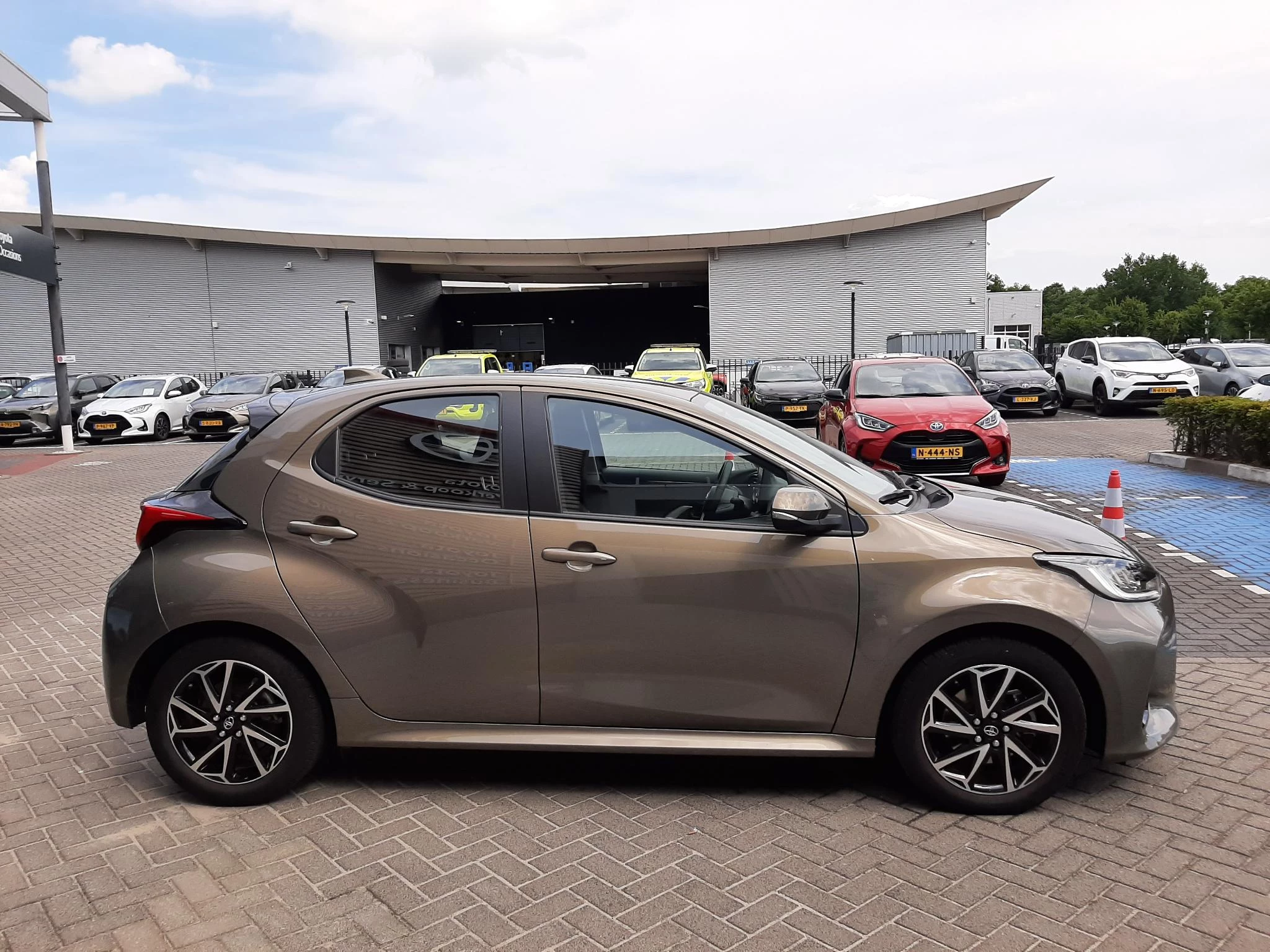 Hoofdafbeelding Toyota Yaris