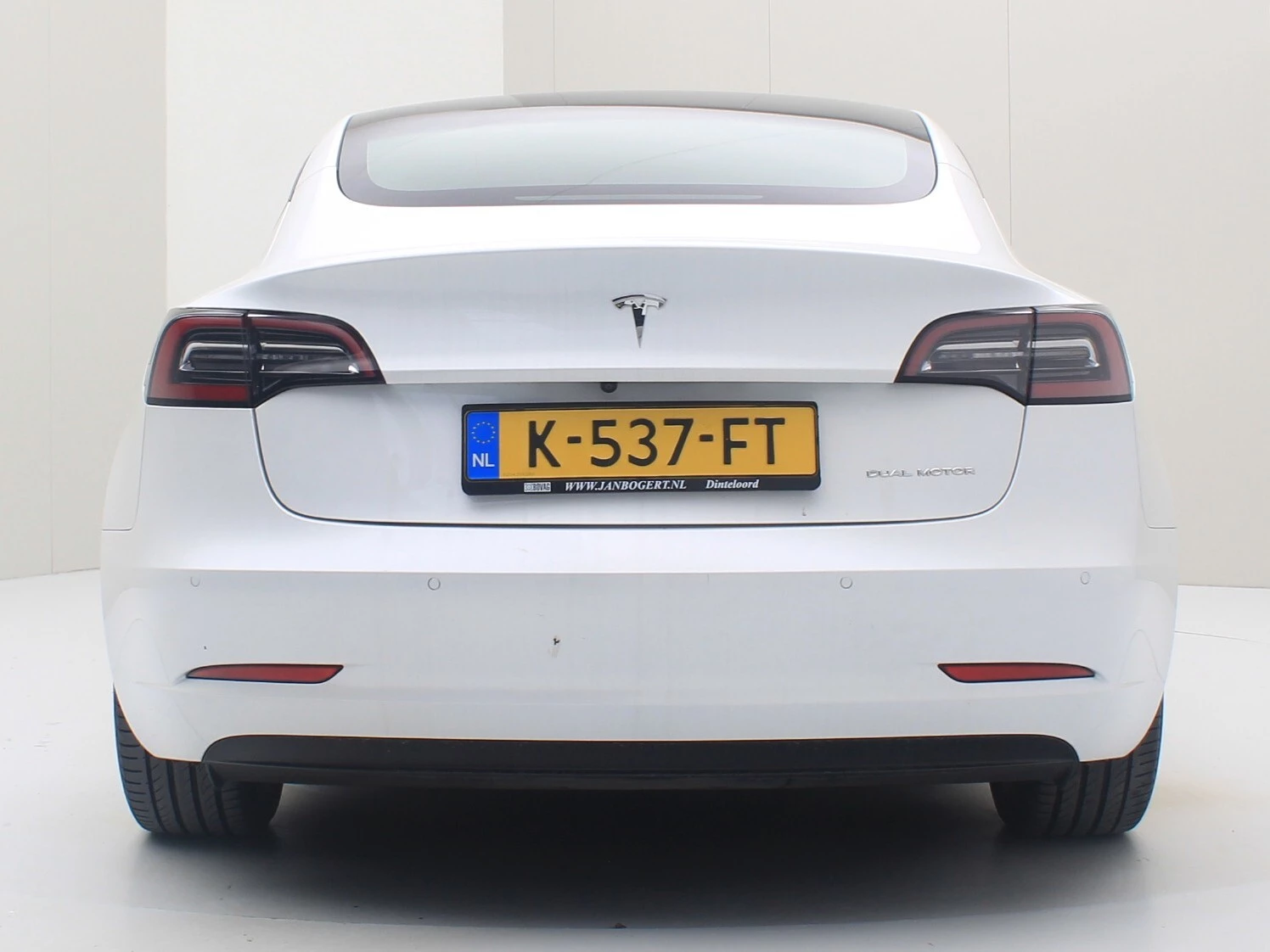 Hoofdafbeelding Tesla Model 3
