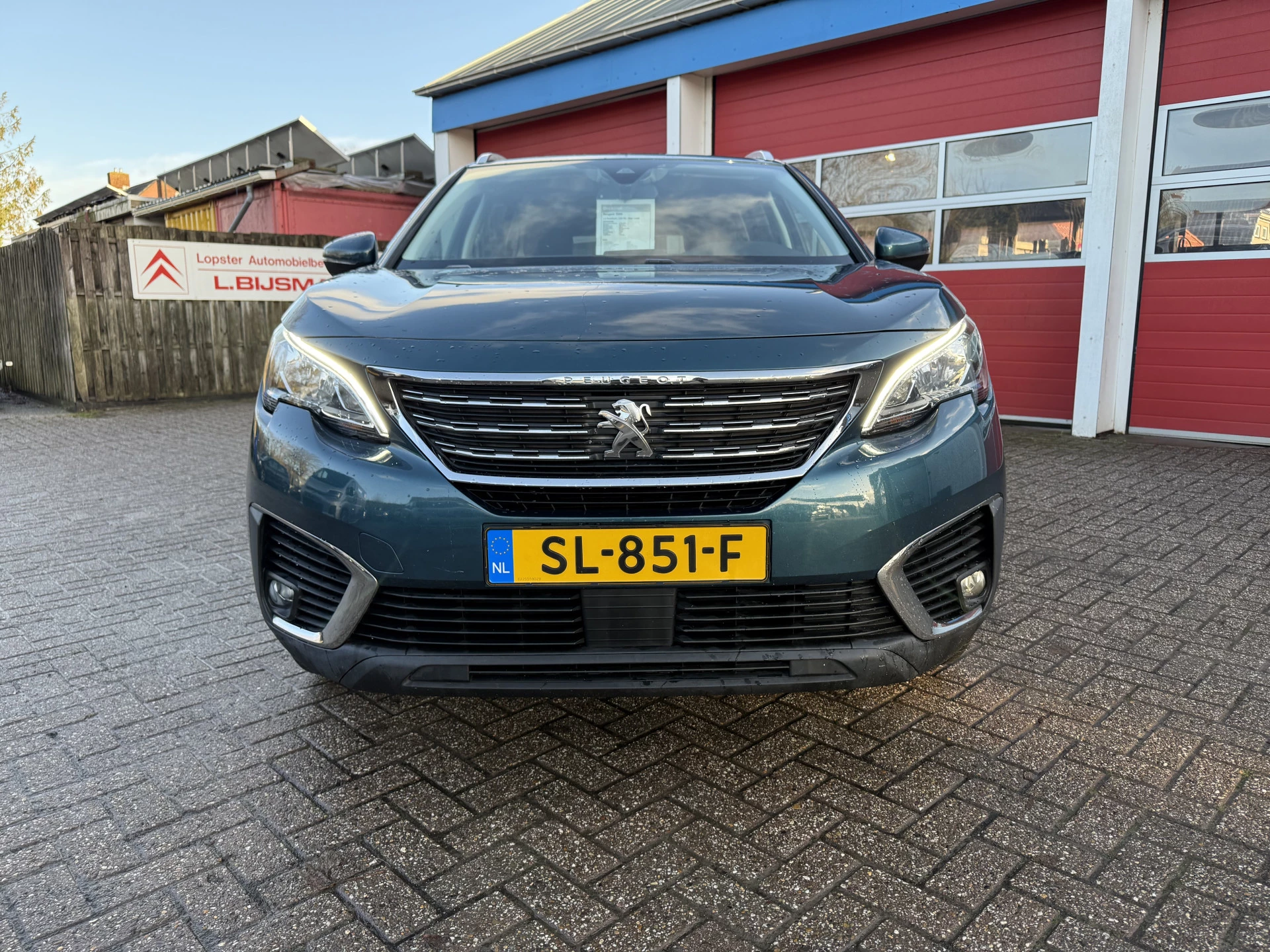 Hoofdafbeelding Peugeot 5008