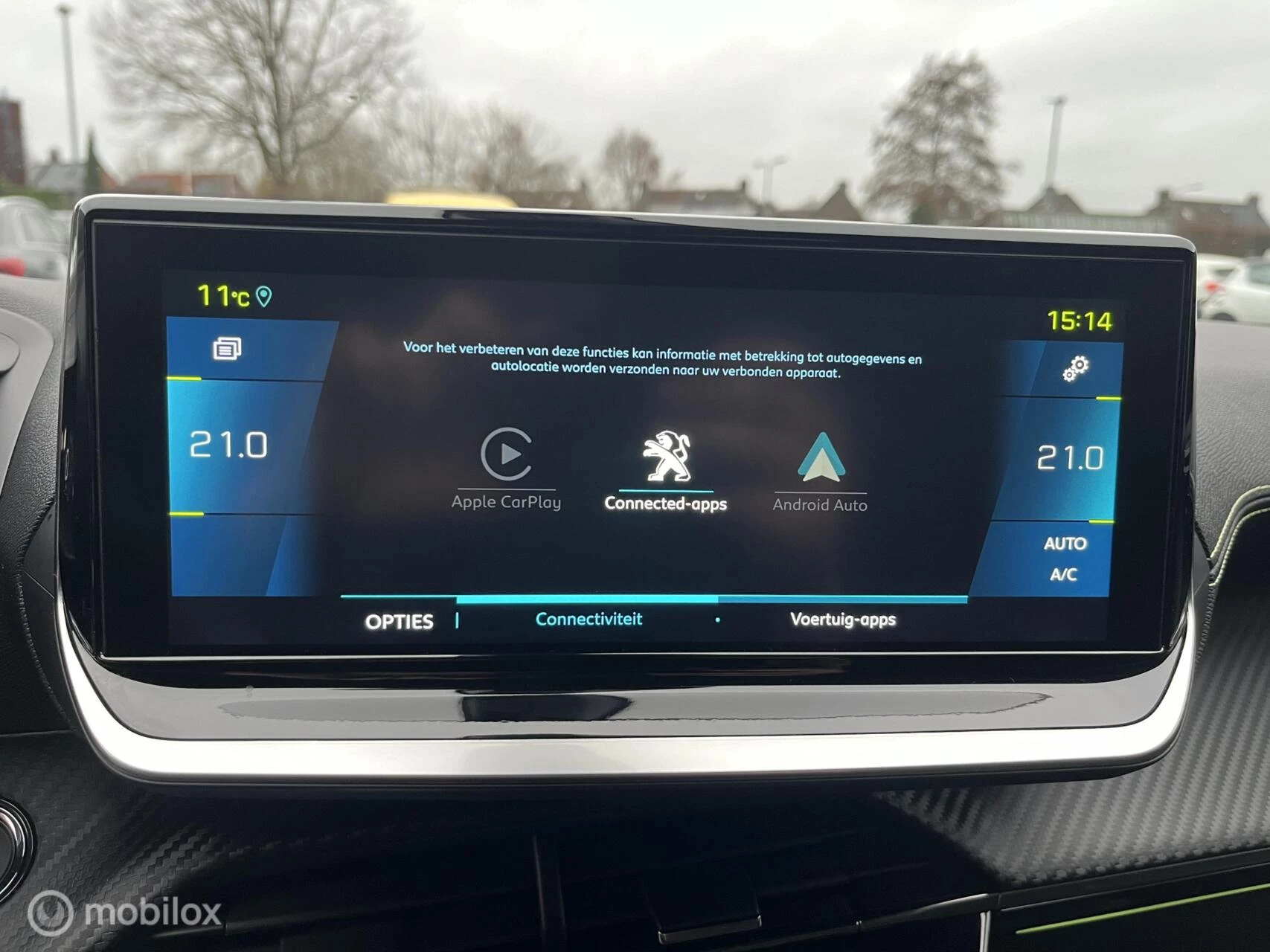 Hoofdafbeelding Peugeot e-2008