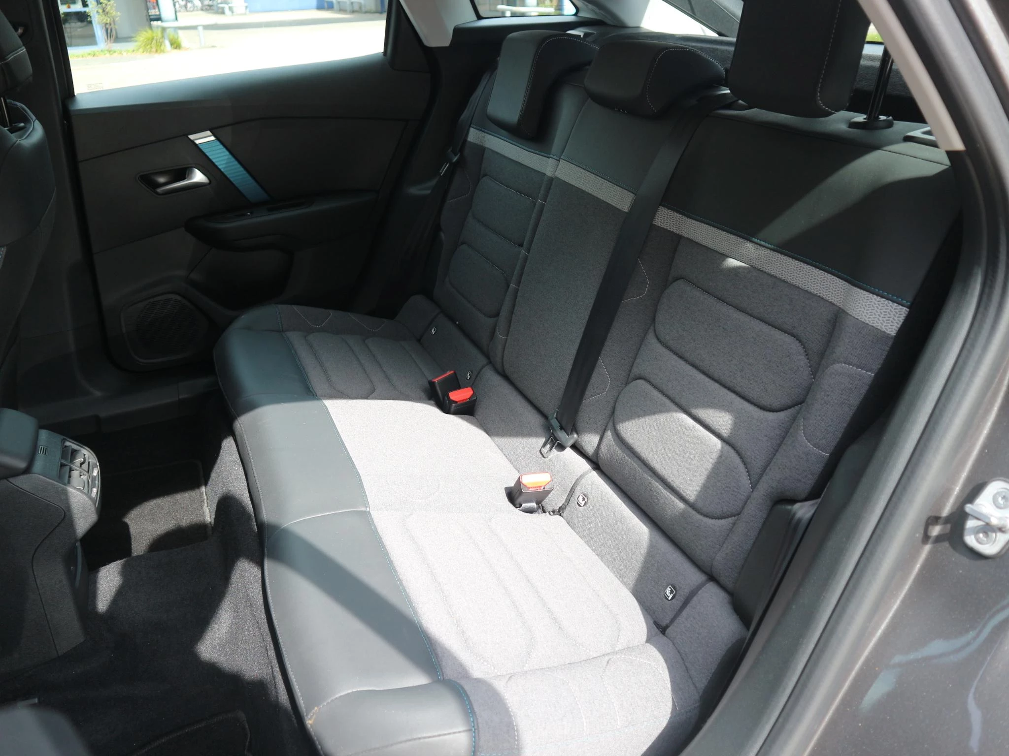 Hoofdafbeelding Citroën ë-C4
