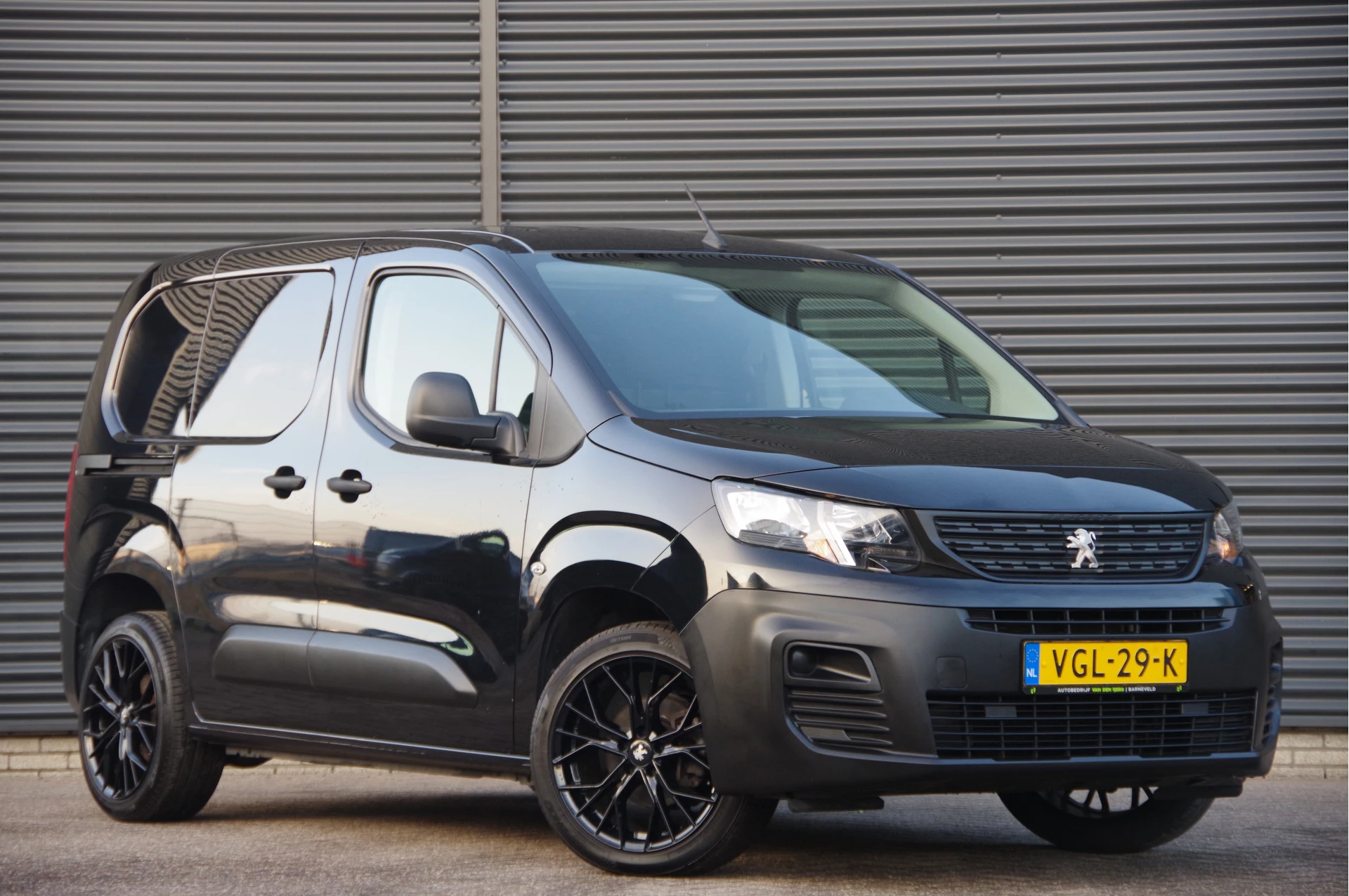 Hoofdafbeelding Peugeot Partner