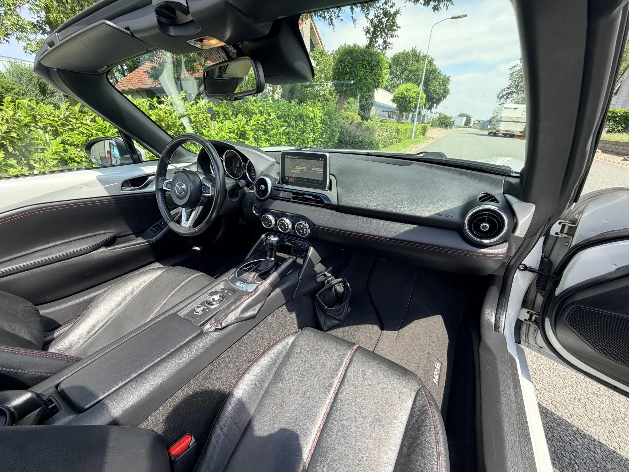 Hoofdafbeelding Mazda MX-5