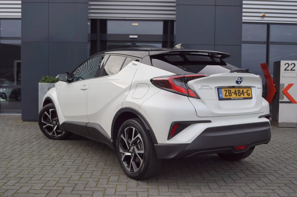 Hoofdafbeelding Toyota C-HR