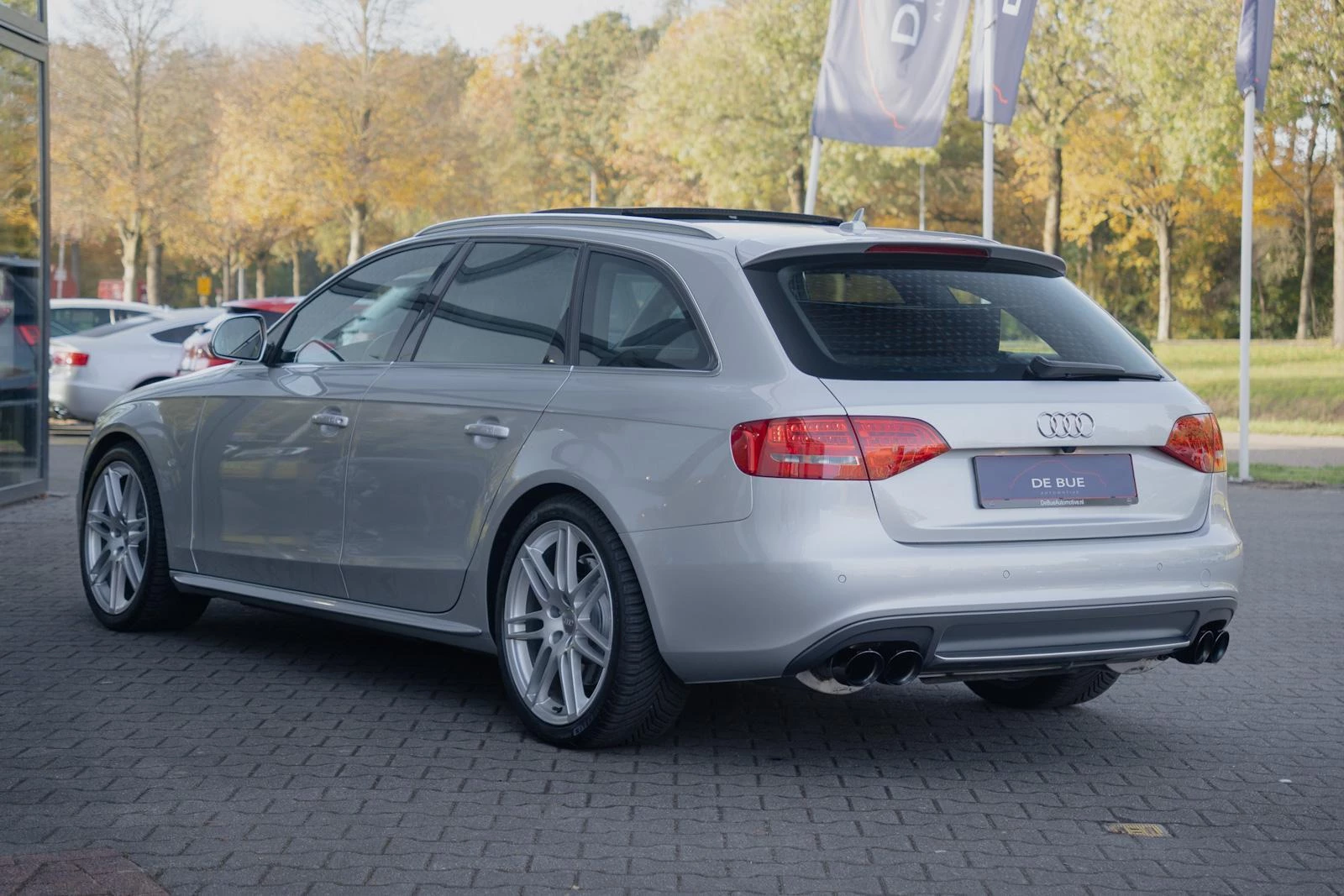 Hoofdafbeelding Audi S4