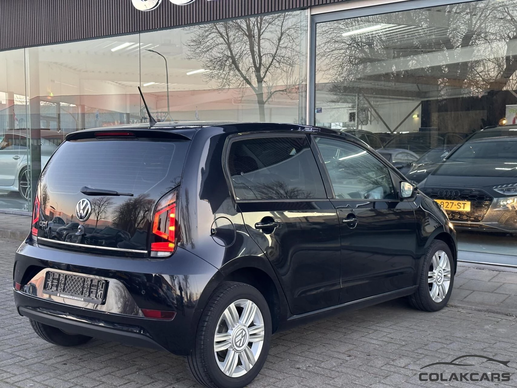 Hoofdafbeelding Volkswagen up!