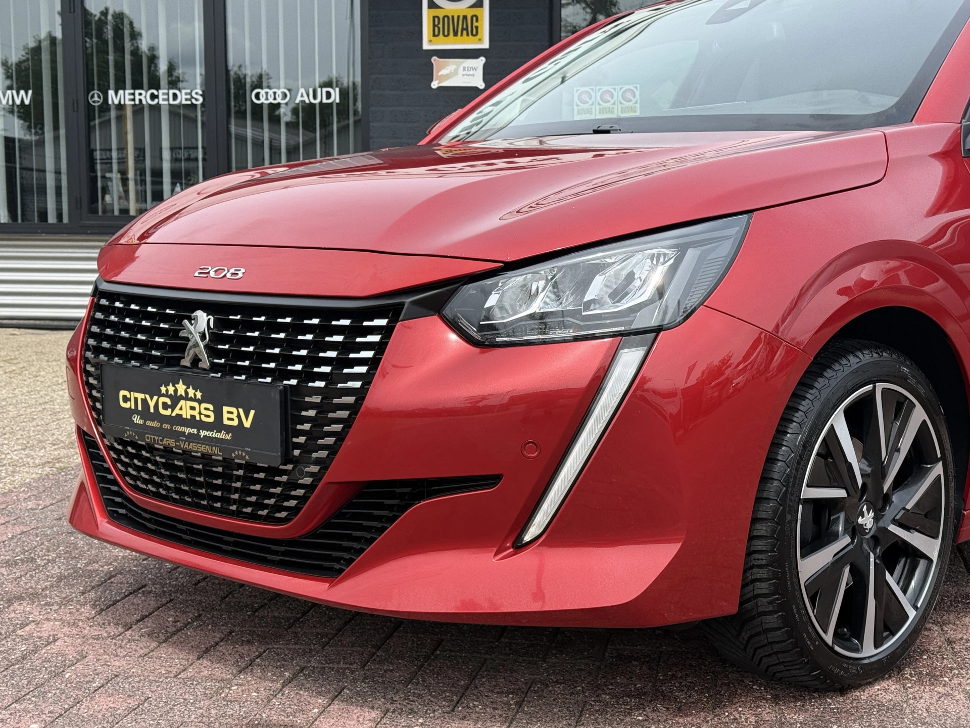 Hoofdafbeelding Peugeot 208