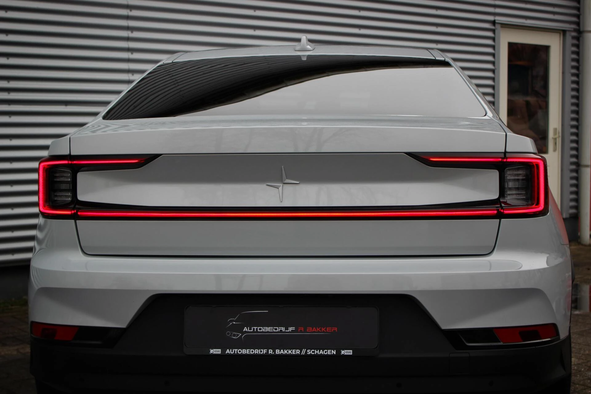 Hoofdafbeelding Polestar 2