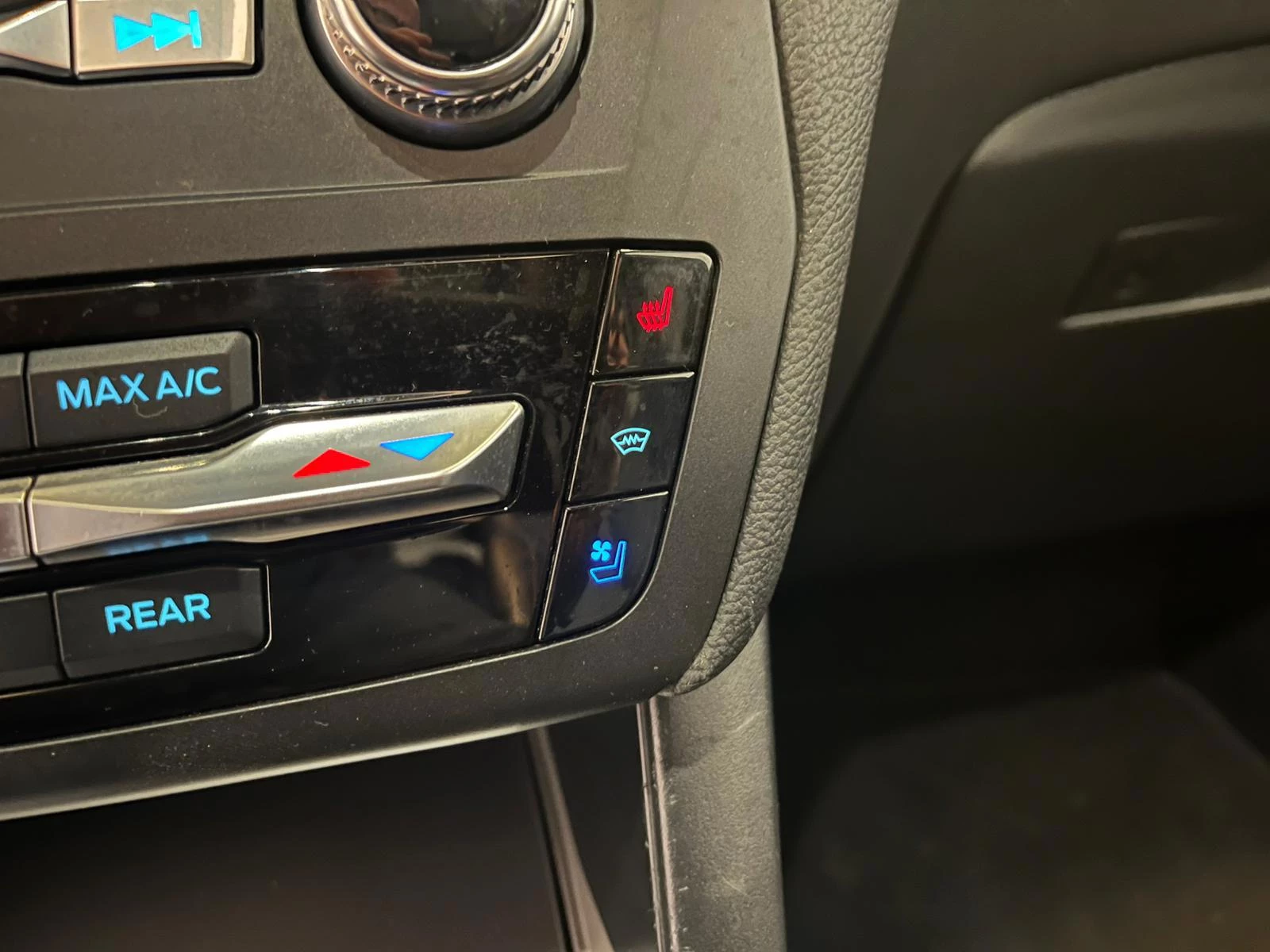 Hoofdafbeelding Ford Explorer