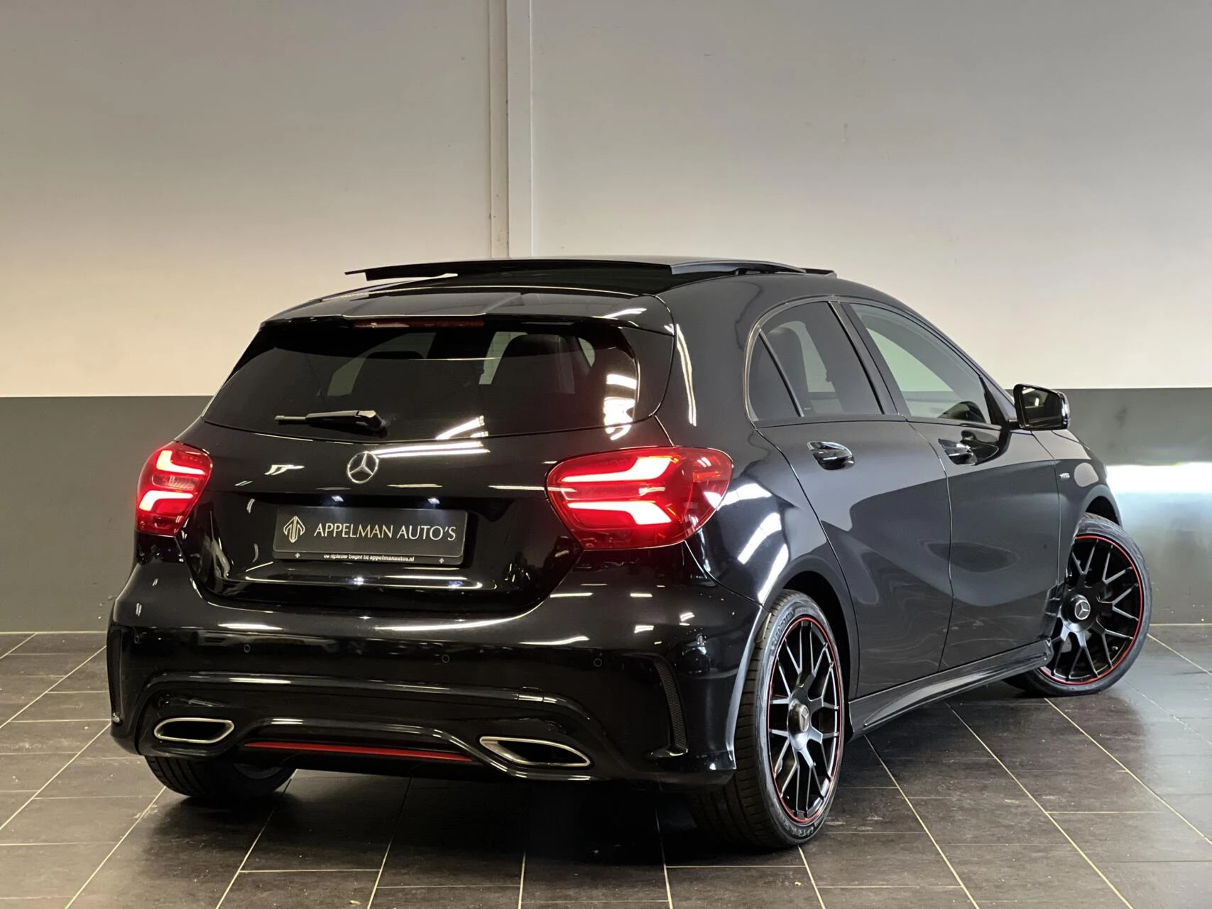 Hoofdafbeelding Mercedes-Benz A-Klasse