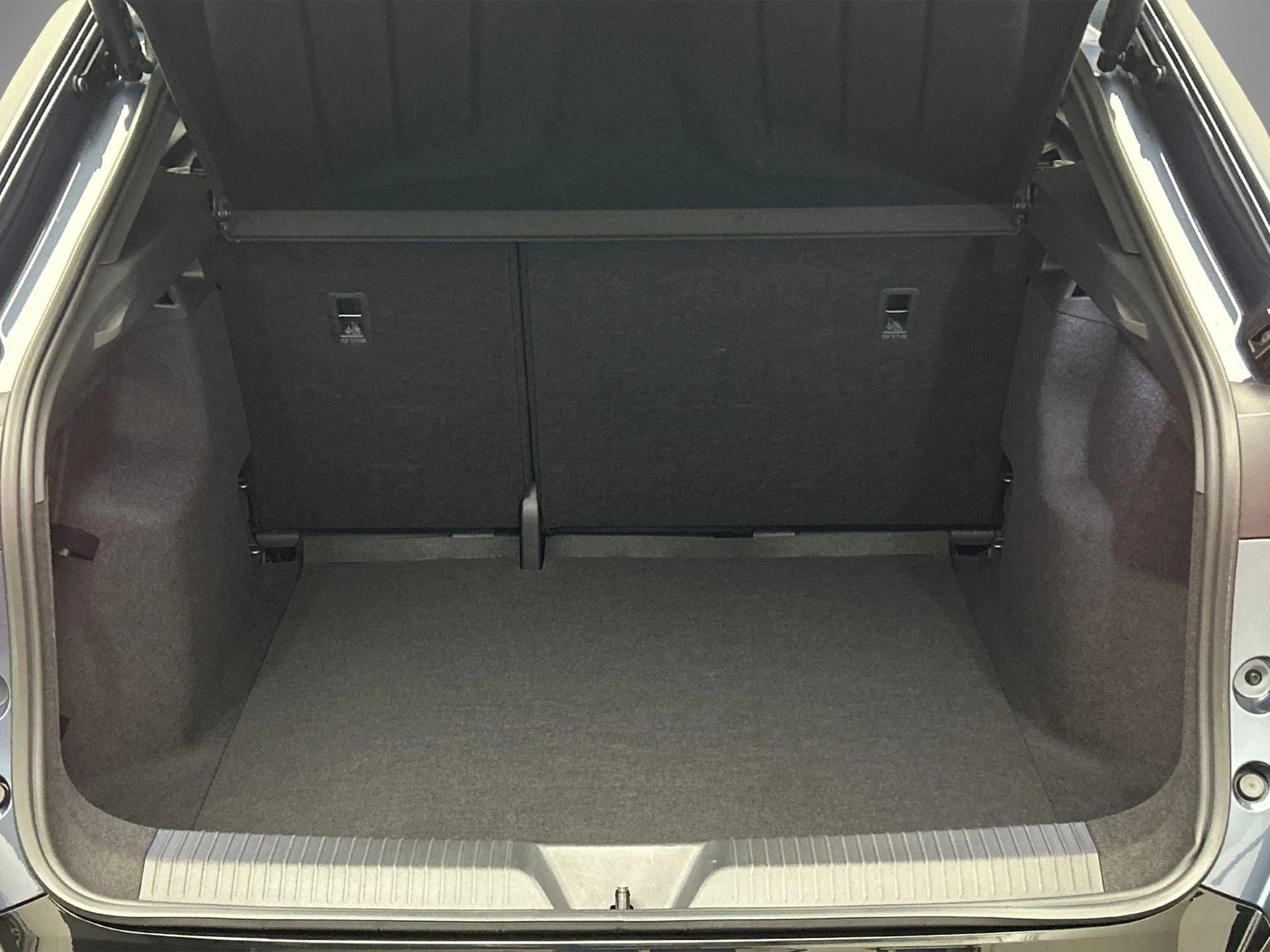 Hoofdafbeelding CUPRA Tavascan