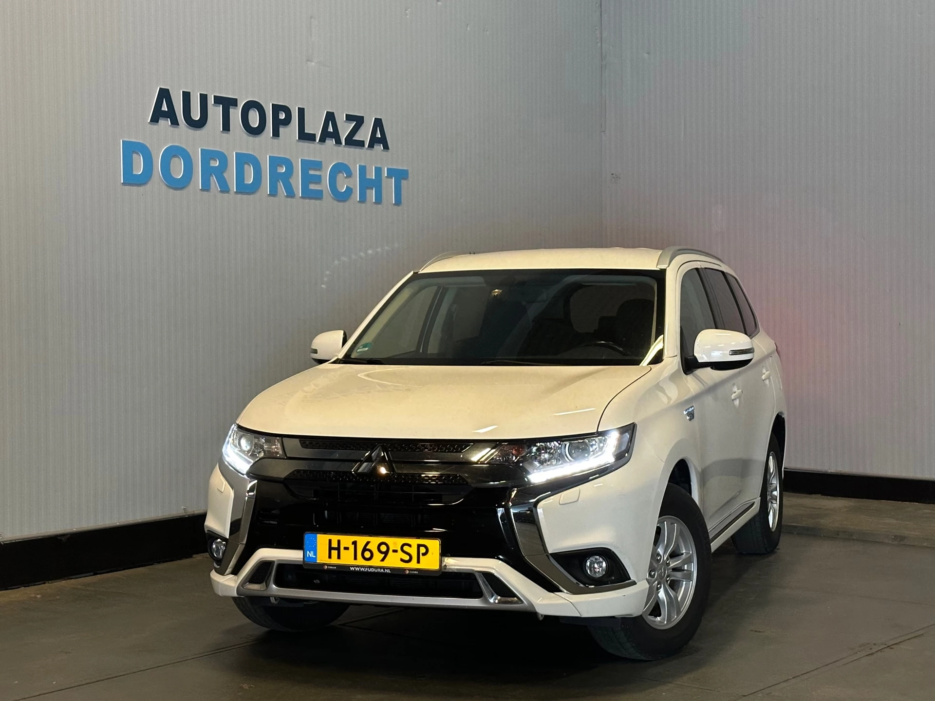 Hoofdafbeelding Mitsubishi Outlander
