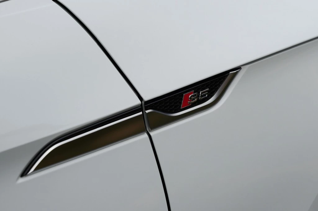 Hoofdafbeelding Audi S5