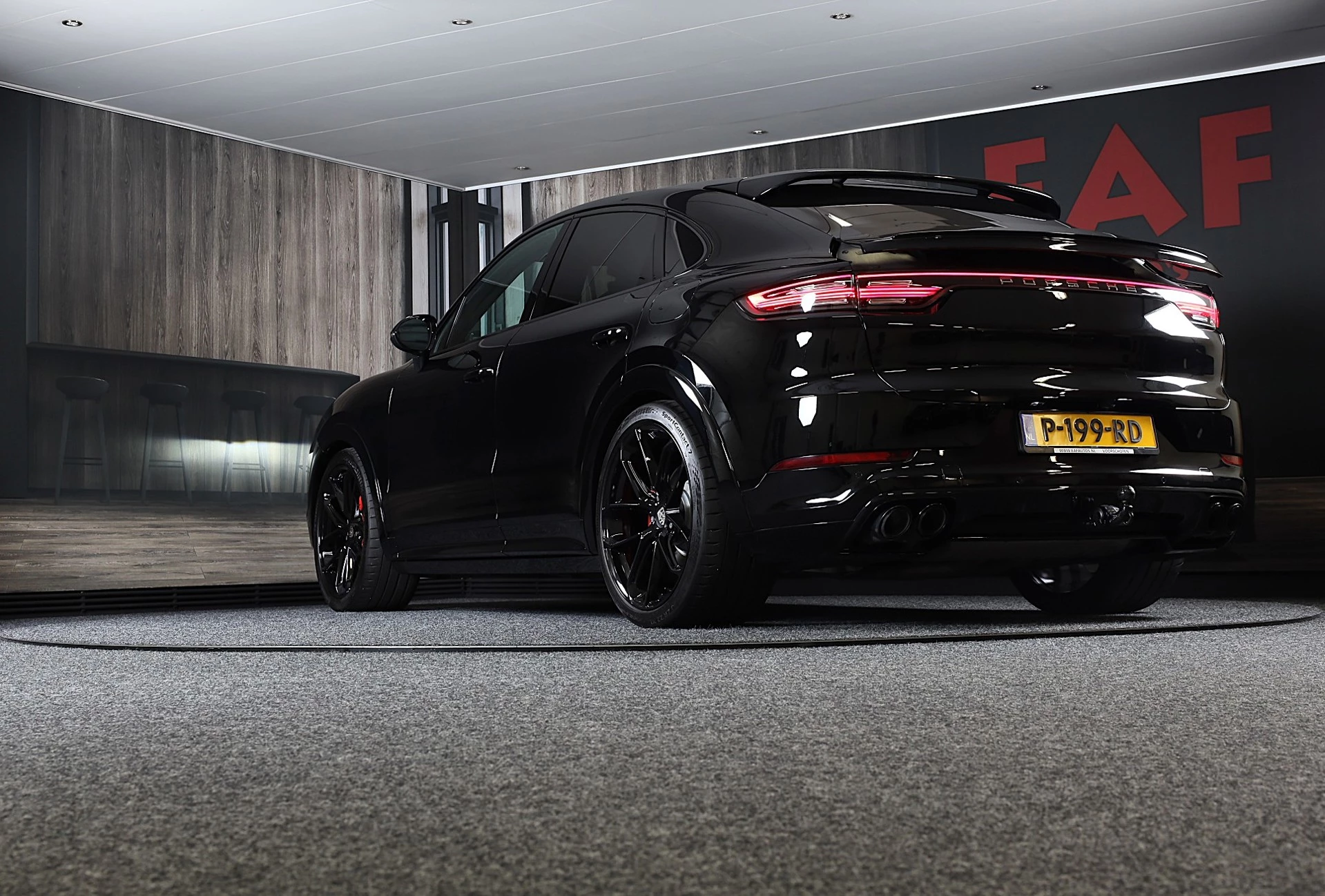 Hoofdafbeelding Porsche Cayenne