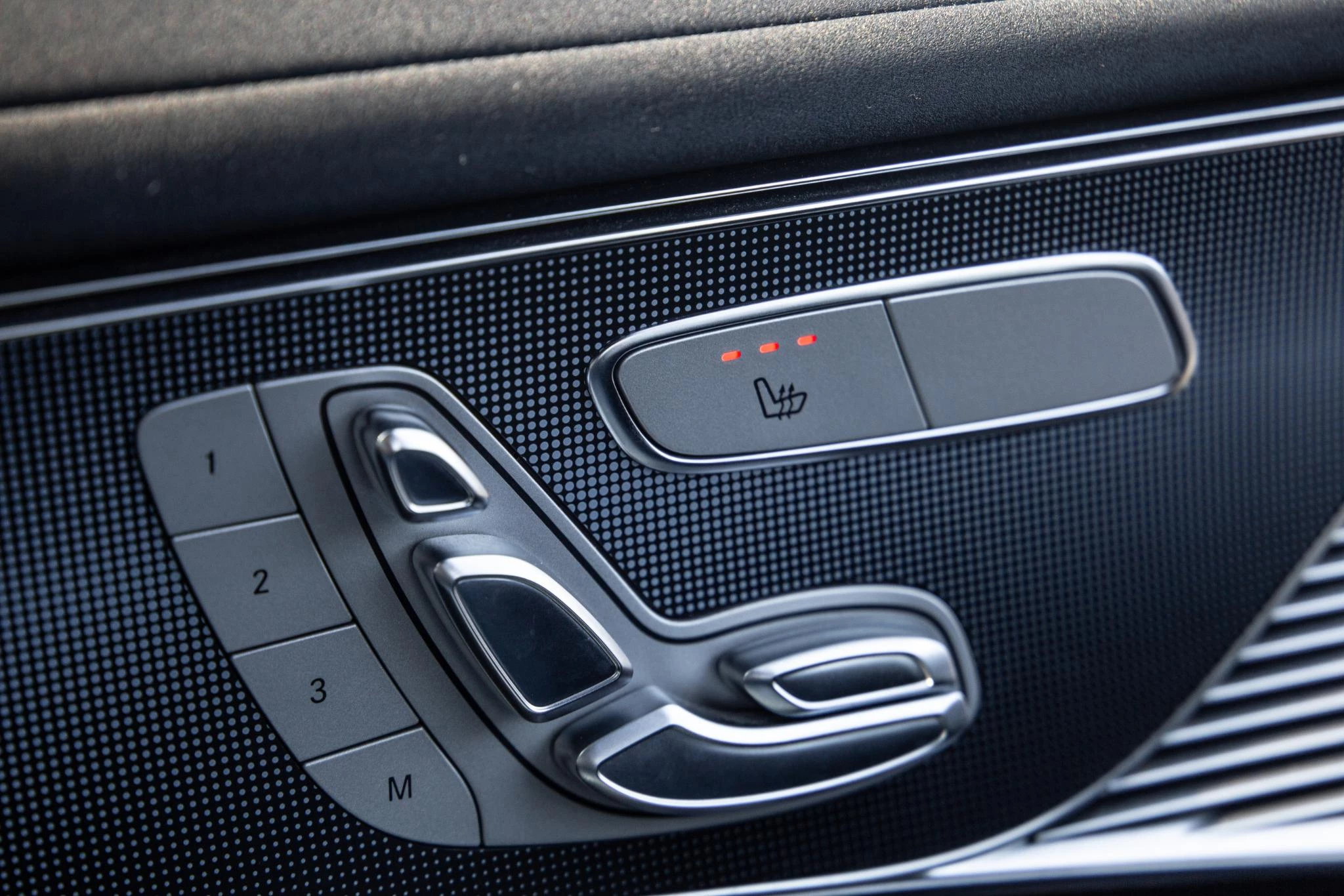 Hoofdafbeelding Mercedes-Benz EQC