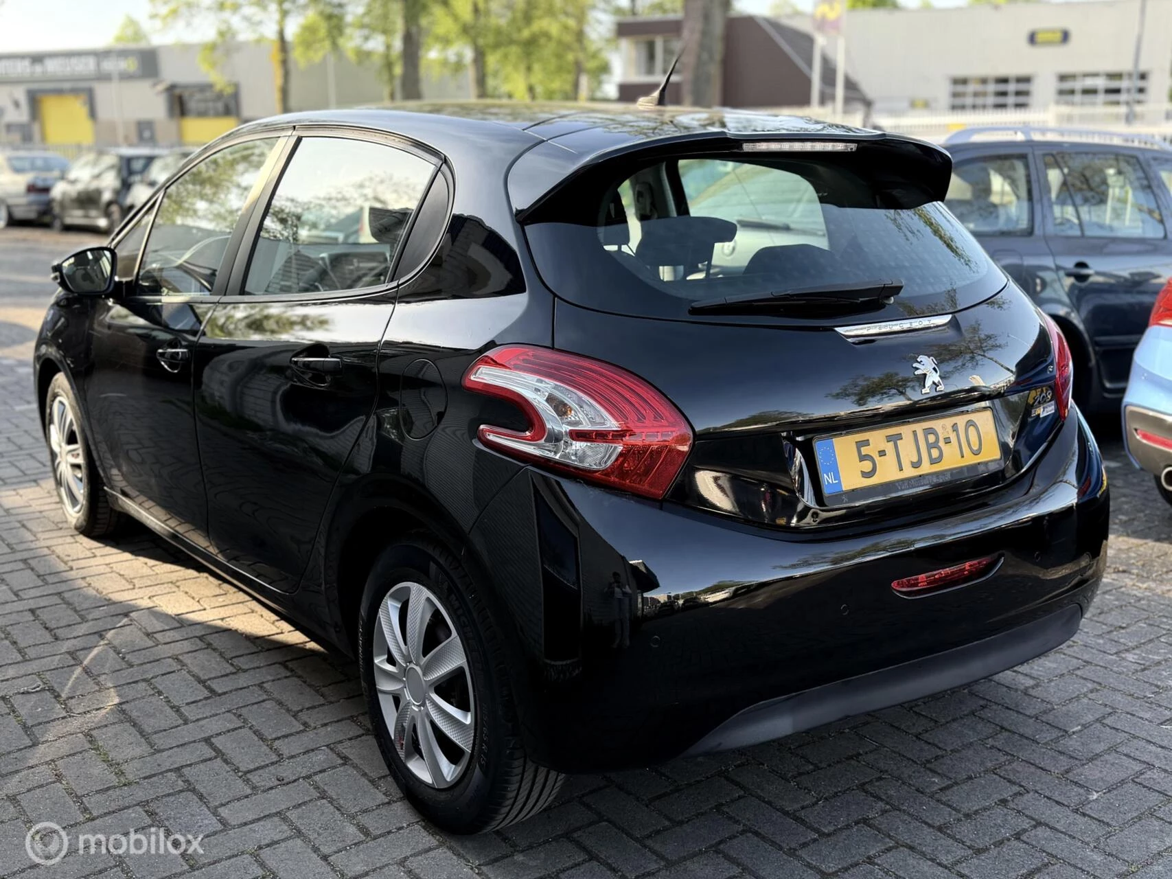 Hoofdafbeelding Peugeot 208