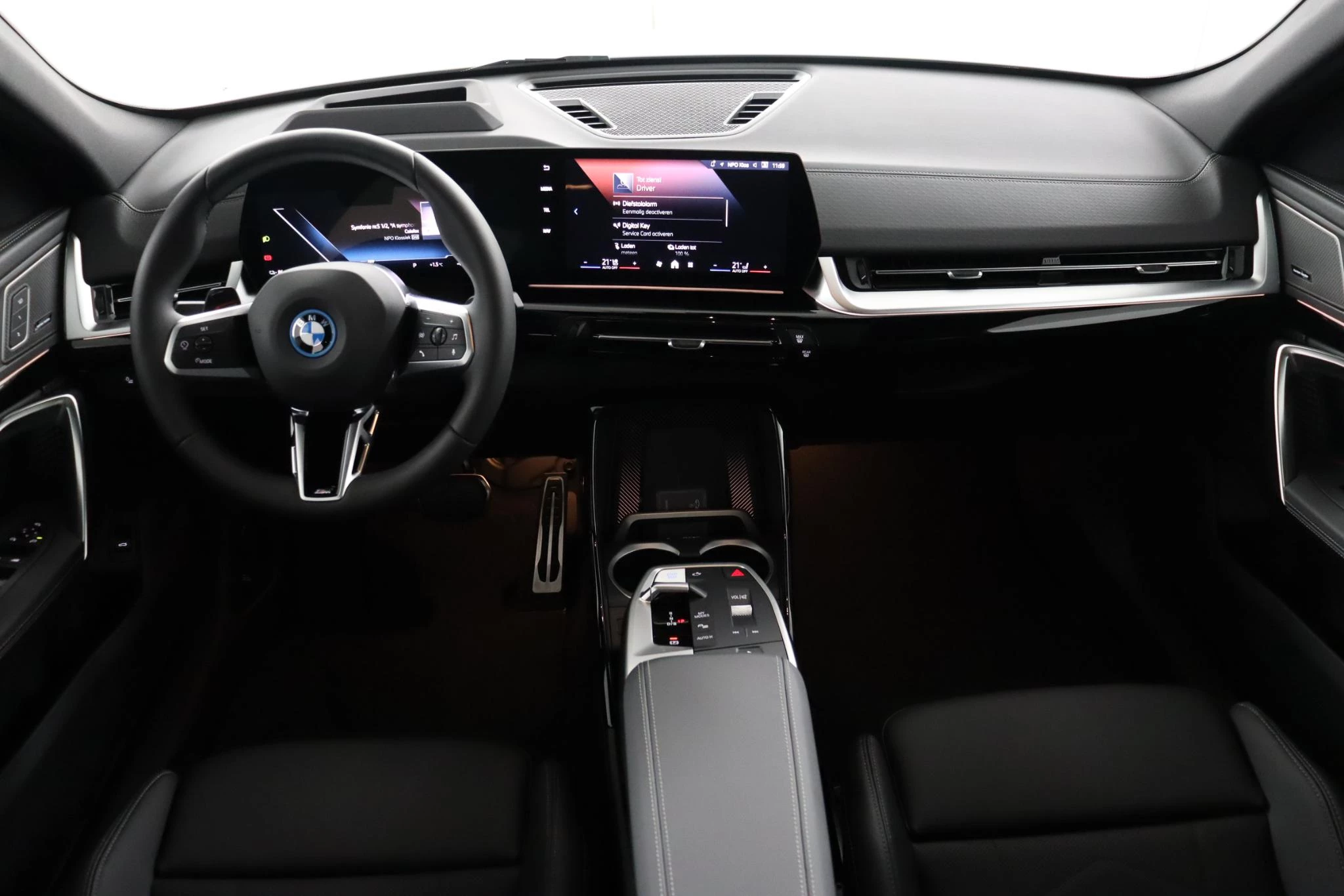 Hoofdafbeelding BMW iX2