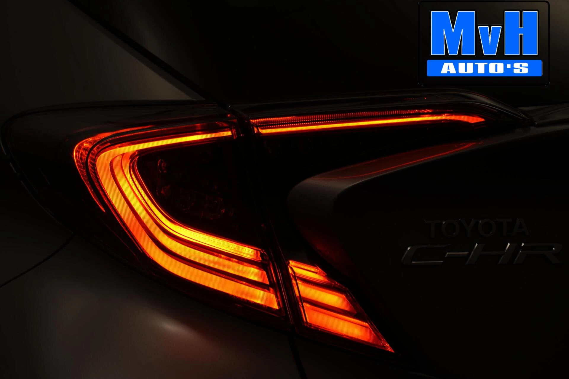 Hoofdafbeelding Toyota C-HR