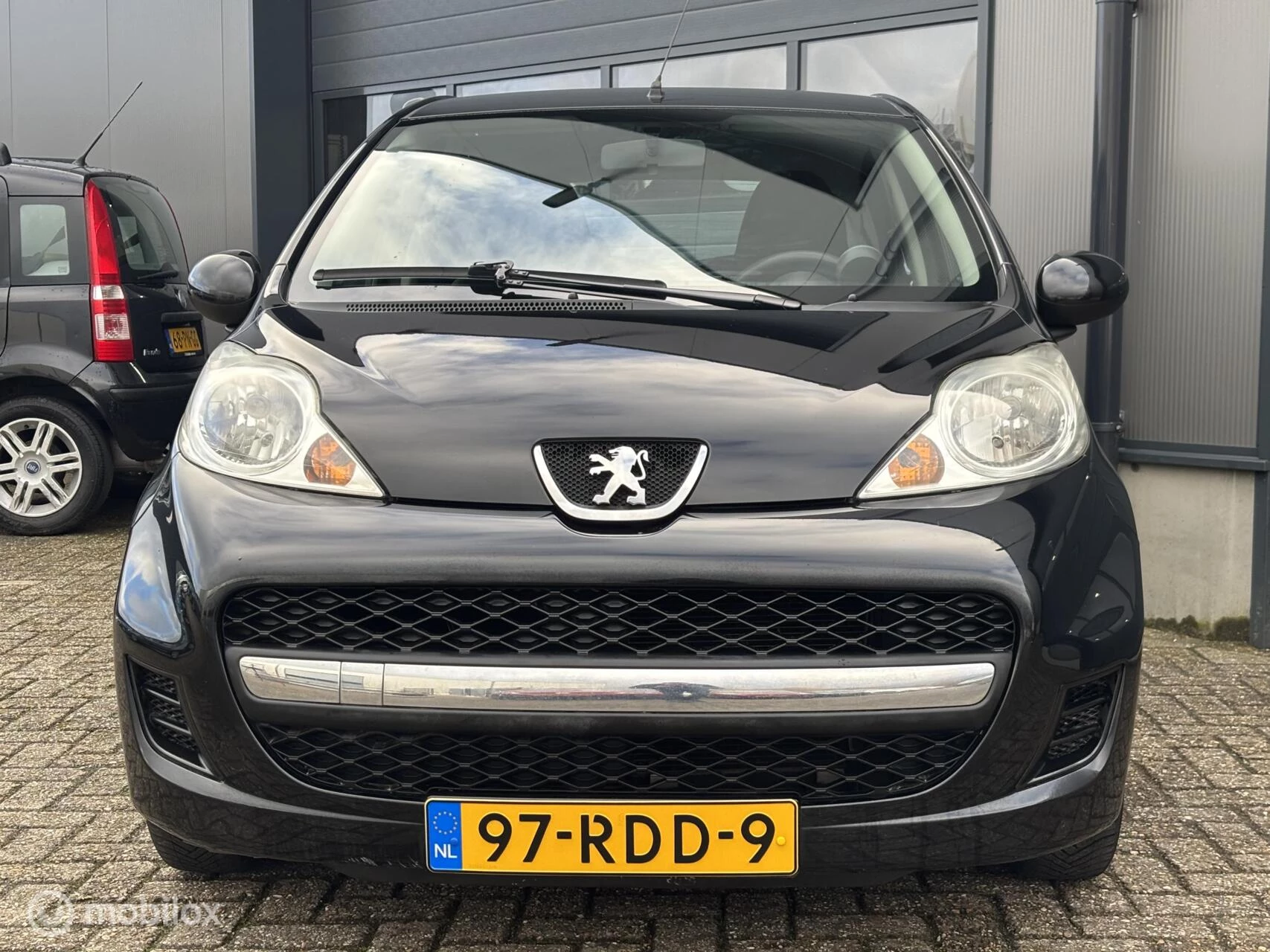 Hoofdafbeelding Peugeot 107