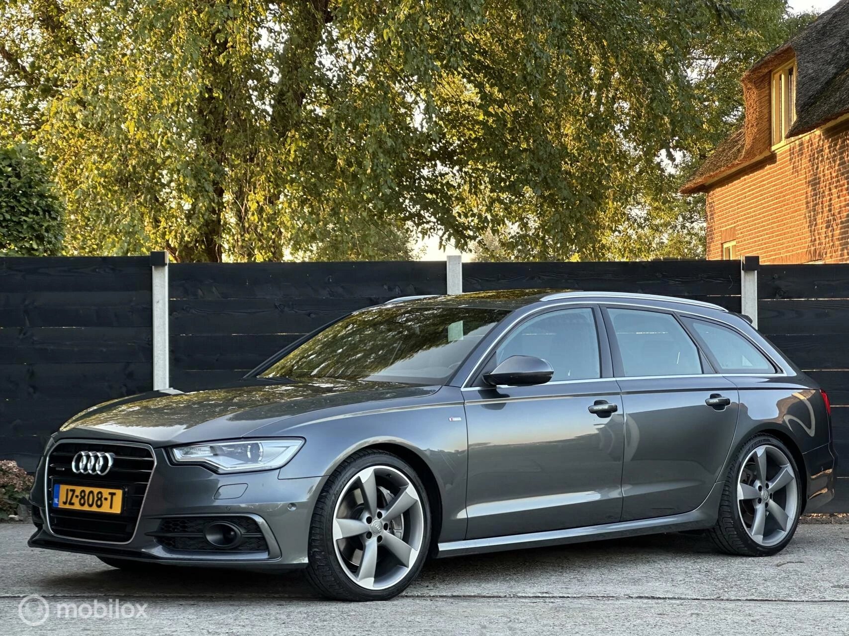 Hoofdafbeelding Audi A6