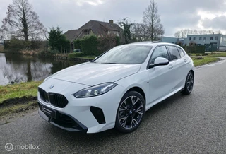 BMW 1-serie 123 xDrive / Pano / 360' camera / Navi