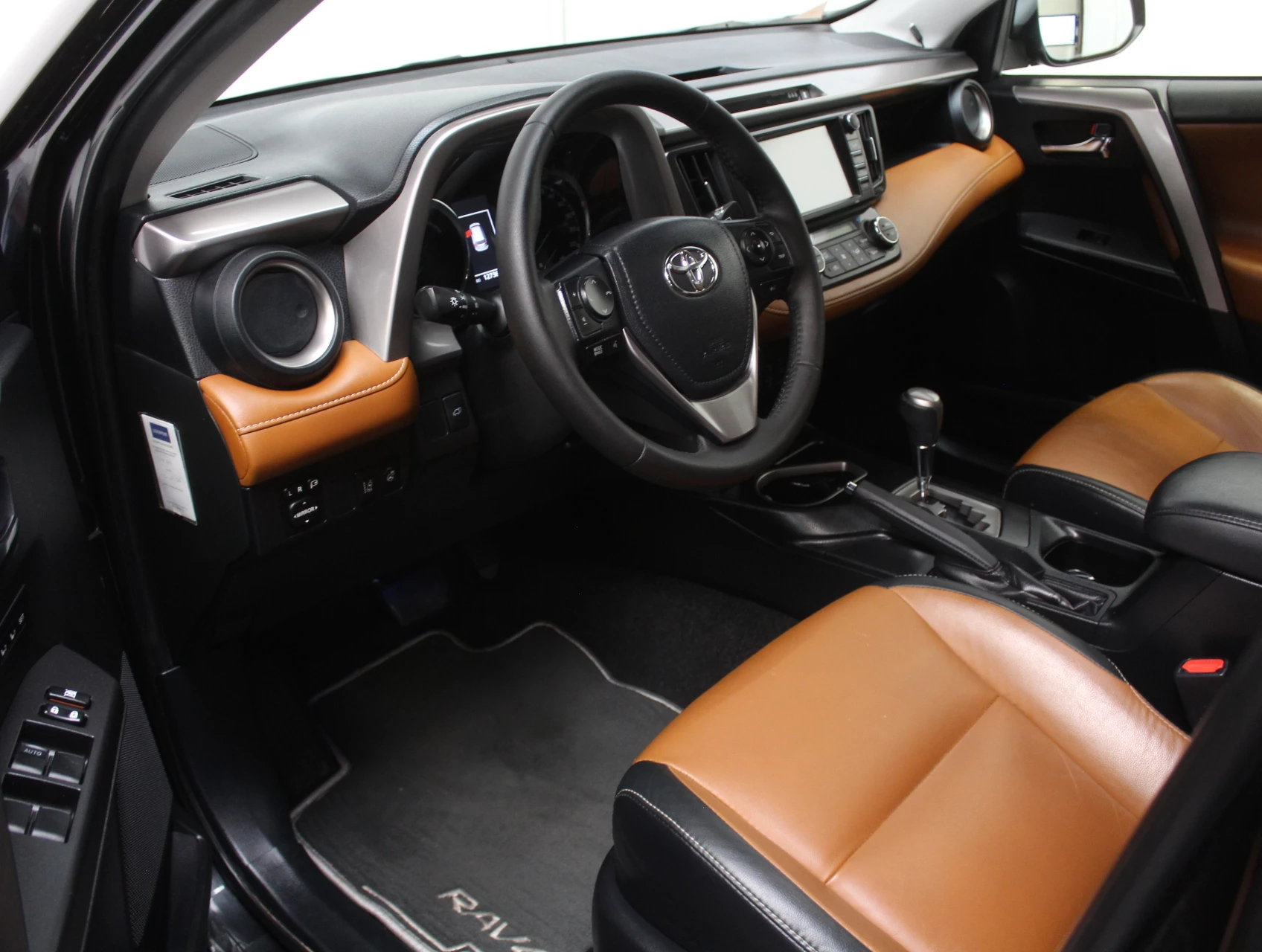 Hoofdafbeelding Toyota RAV4