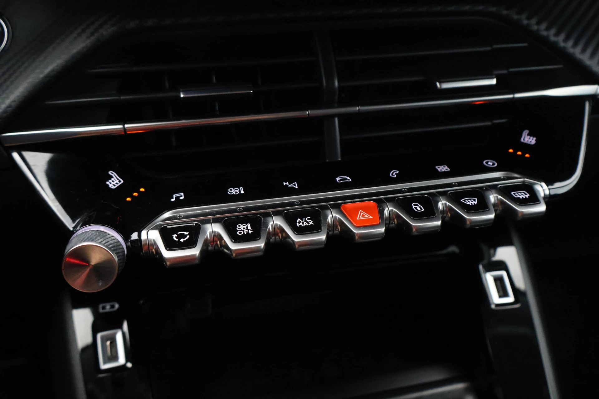 Hoofdafbeelding Peugeot e-208