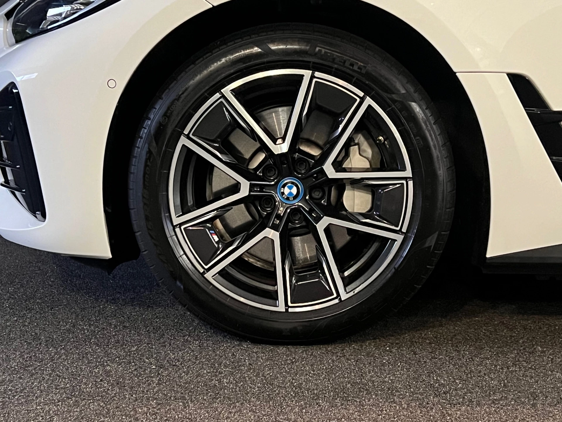 Hoofdafbeelding BMW i4